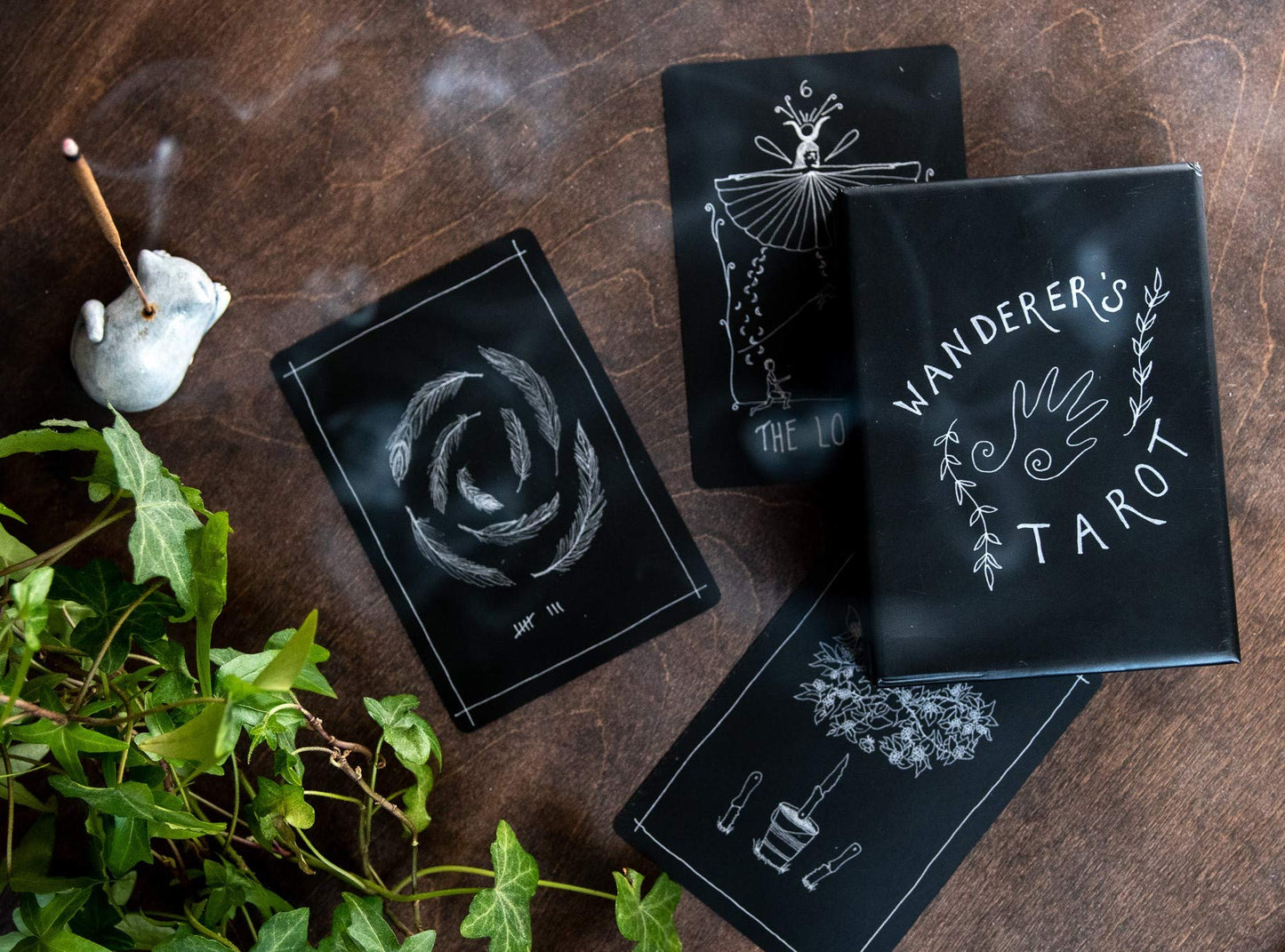 Wanderer's Tarot: 78 Cards and Fold-out Guide - By Casey Zabala