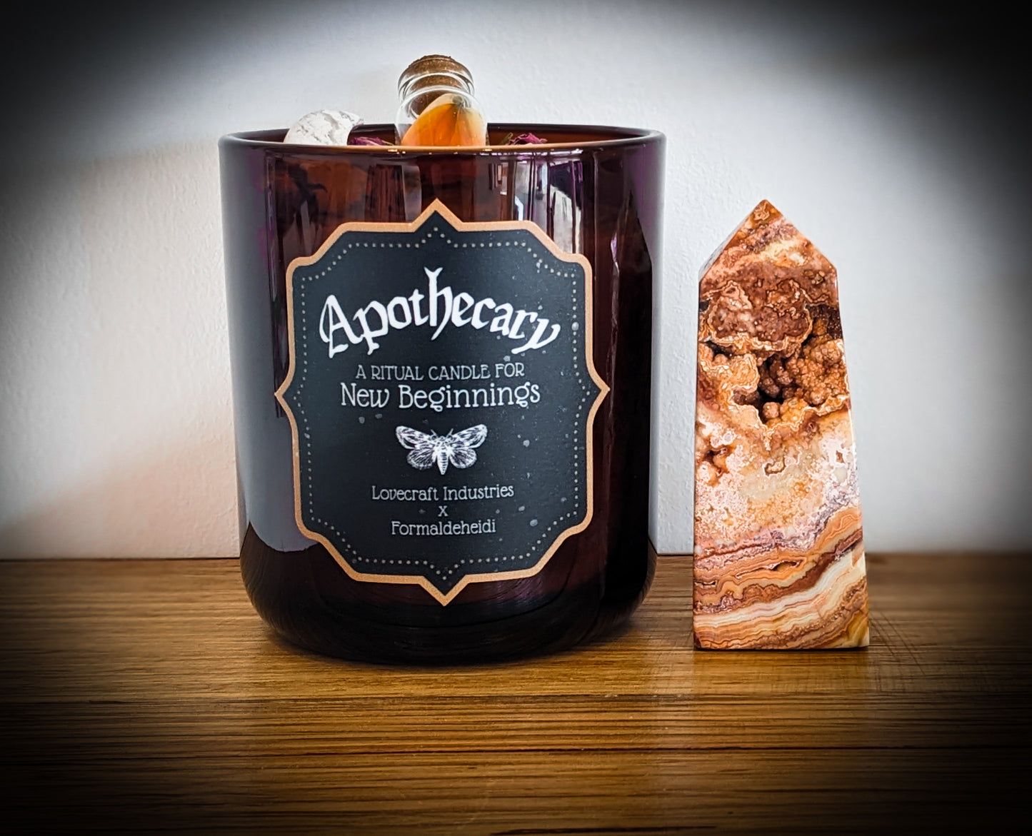 Apothecary - Formaldeheidi X Lovecraft Industries